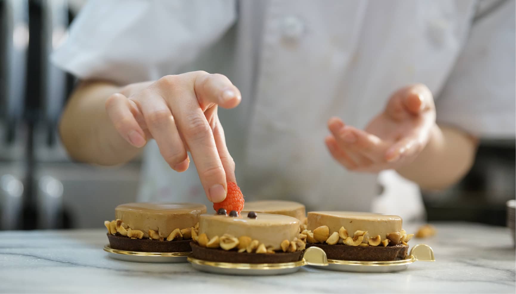 シェ・リュイのお菓子作り